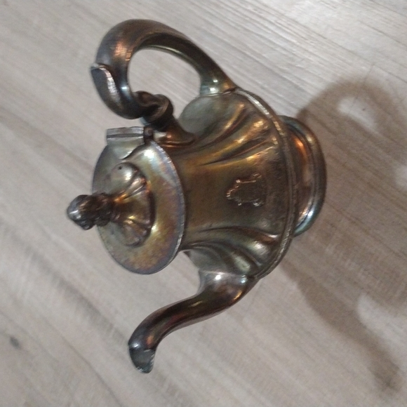 Vintage tea pot